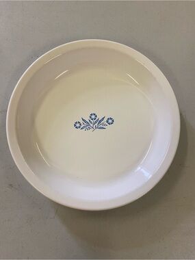 Corningware White Serving Bowl or pie plate with corn flower Blue Center